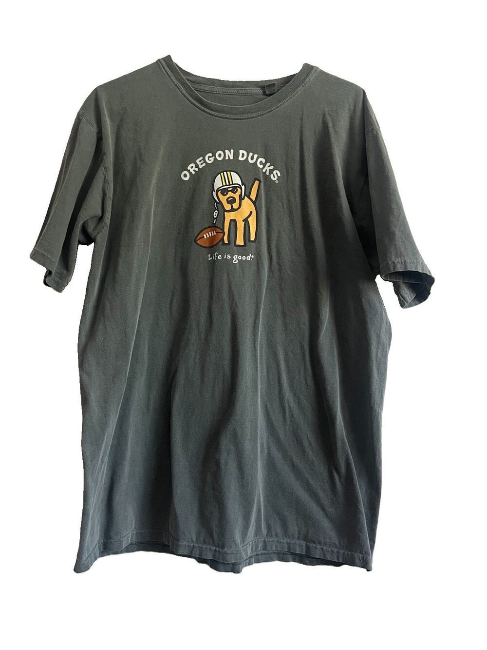 Life Is Good Oregon Ducks Jake Football T Shirt Gray Adult Large NCAA Graphic